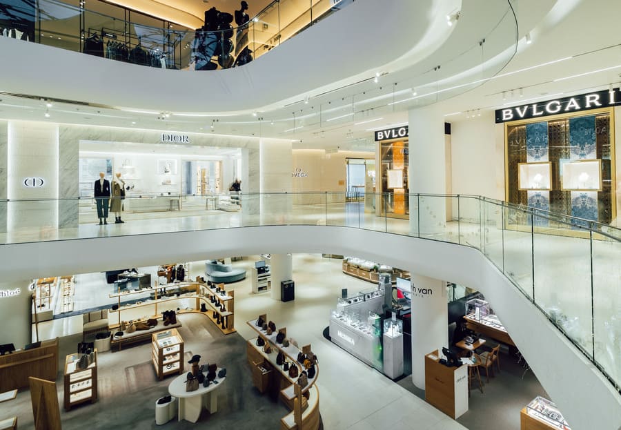 宝格丽、普拉达、卡地亚柜台,马德里卡斯蒂利亚店